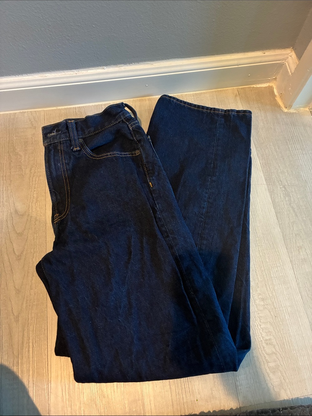 Hailey Bieber jeans